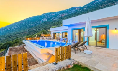 Villa Aura