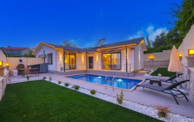 Villa Diamond 2 | Seydikemer'de Jakuzili ve Korunaklı Kiralık Villa