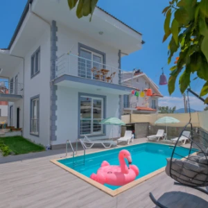 Villa Lavinya