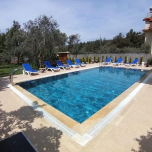 Apart Lumos | Ölüdeniz Hisarönü’nde Ortak Havuzlu ve Barbekü / Mangal Alanlı 1+1 Kiralık Tatil Apartı
