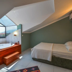 Elite Jacuzzi Suite | Fethiye Çalış'ta Jakuzili, Yeni Eşyalı 2+1 Lüks Tatil Dairesi